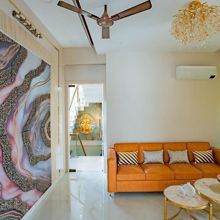 The Sage Villa - Luxury Homestay In Дехрадун Экстерьер фото