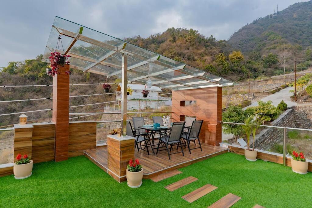 The Sage Villa - Luxury Homestay In Дехрадун Экстерьер фото